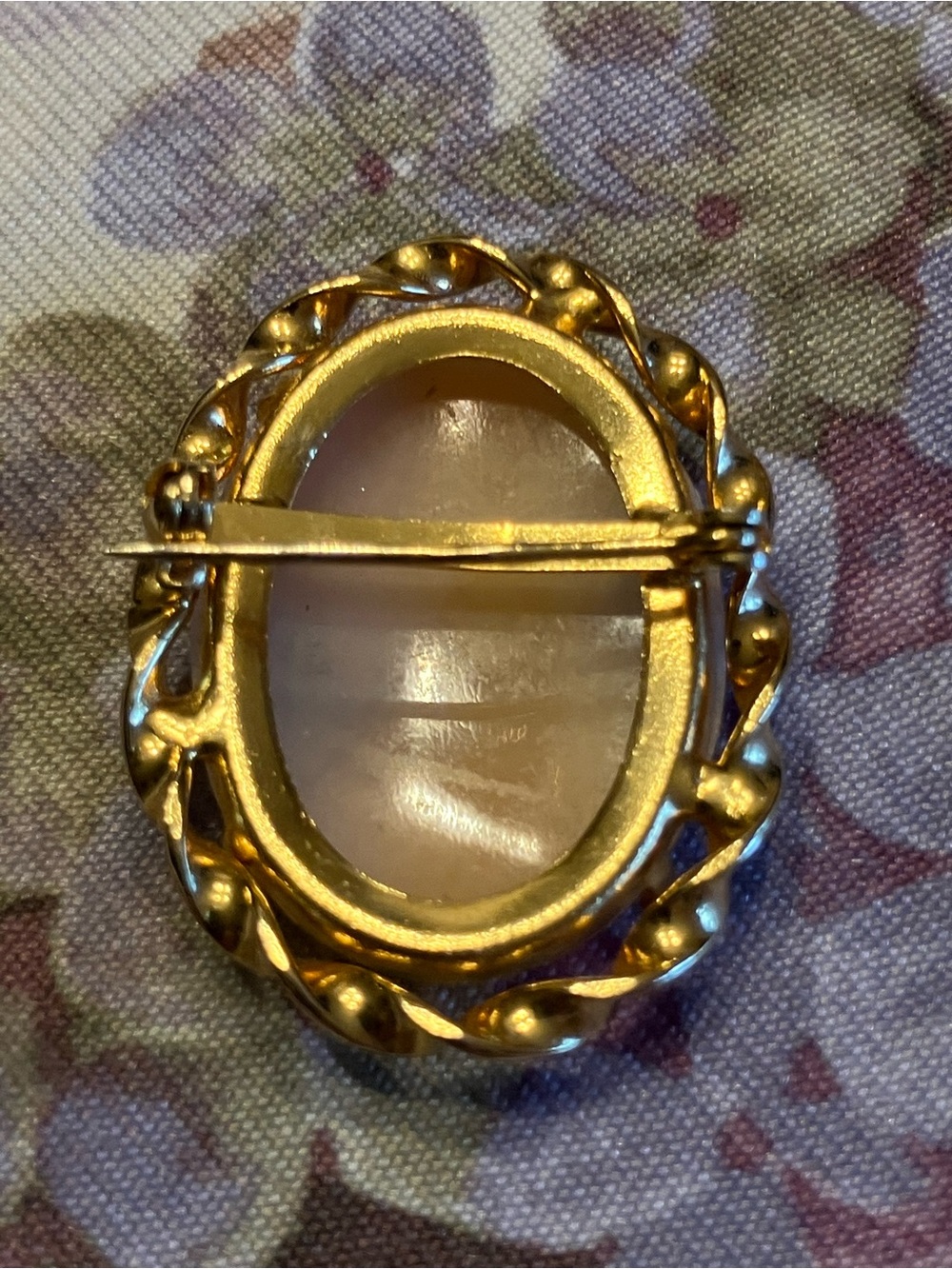 She’ll Cameo 1 1/2” Long - Picture 4 of 11